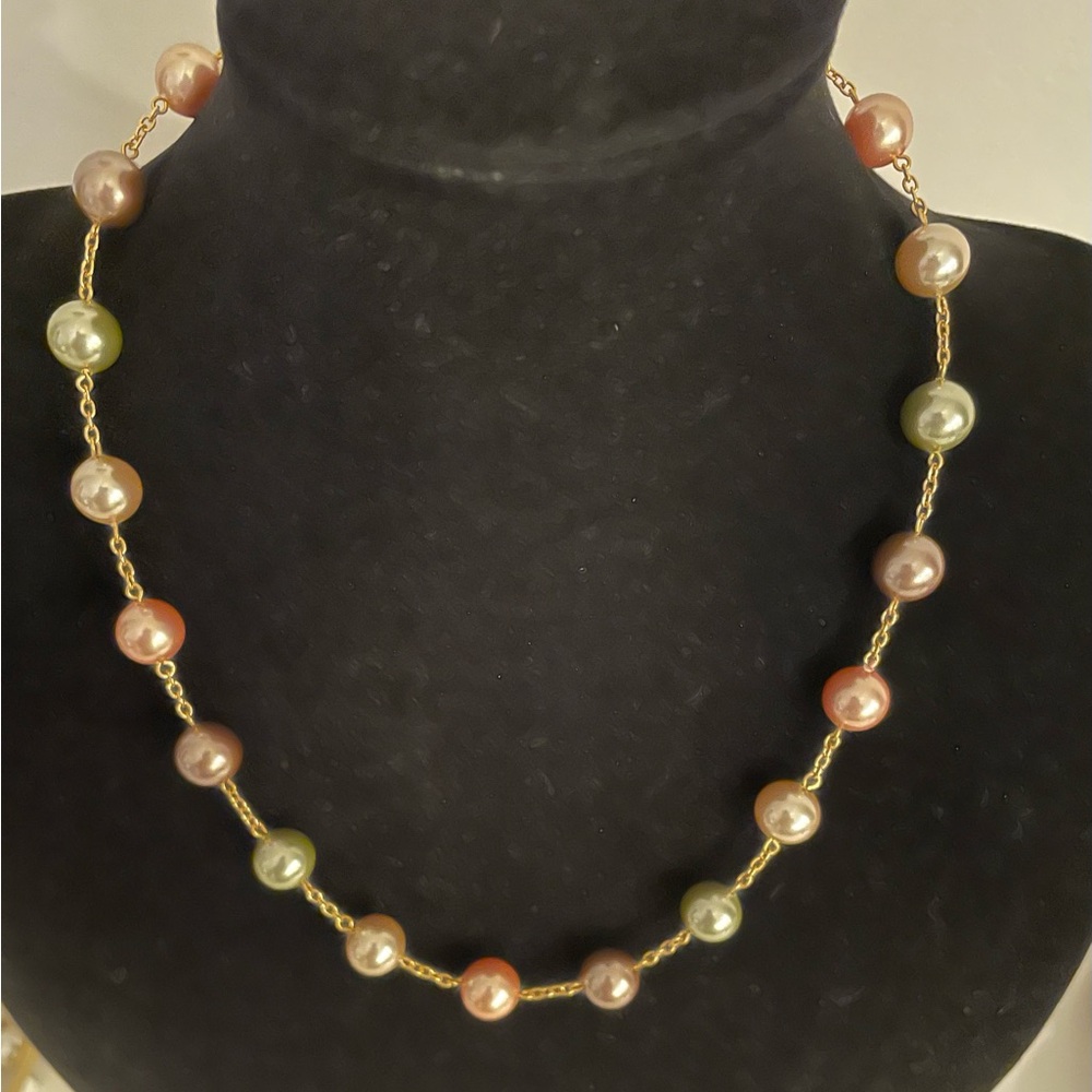 Elegant Multicolour Faux Pearl Necklace